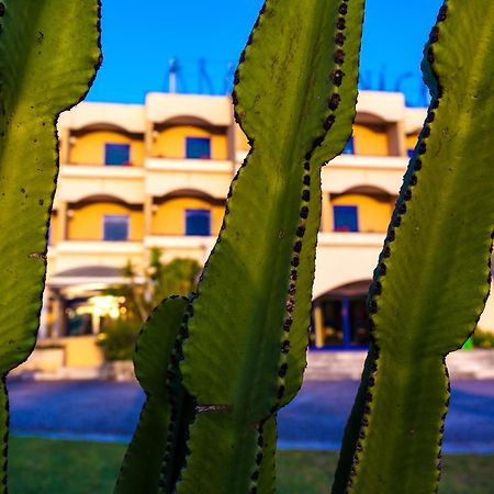 Araba Fenice Village Торре дель'Орсо Экстерьер фото